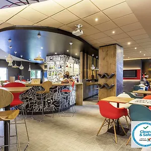 2* Отель Ibis Jose Malhoa